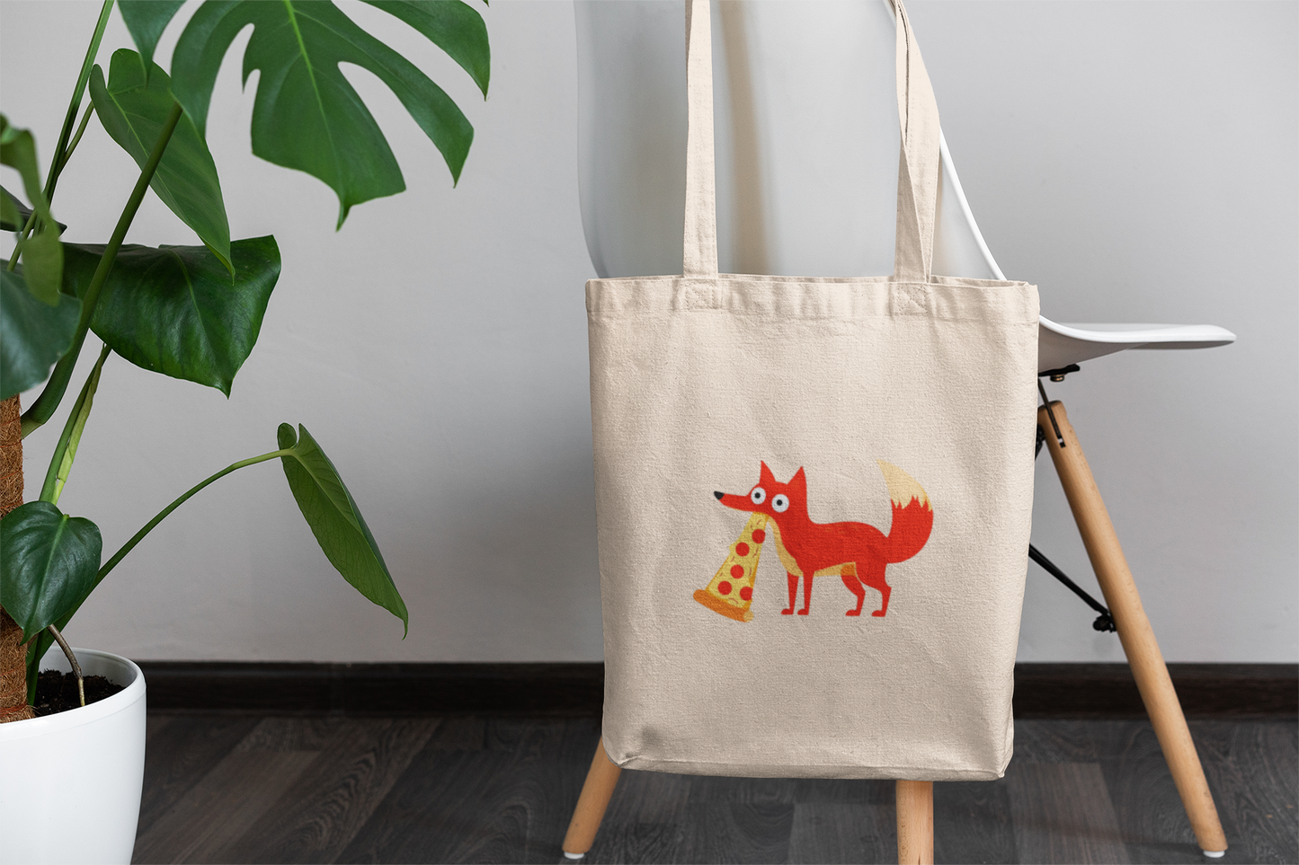 Pizza-Loving Fox Tote Bag – Fun & Quirky Animal Design