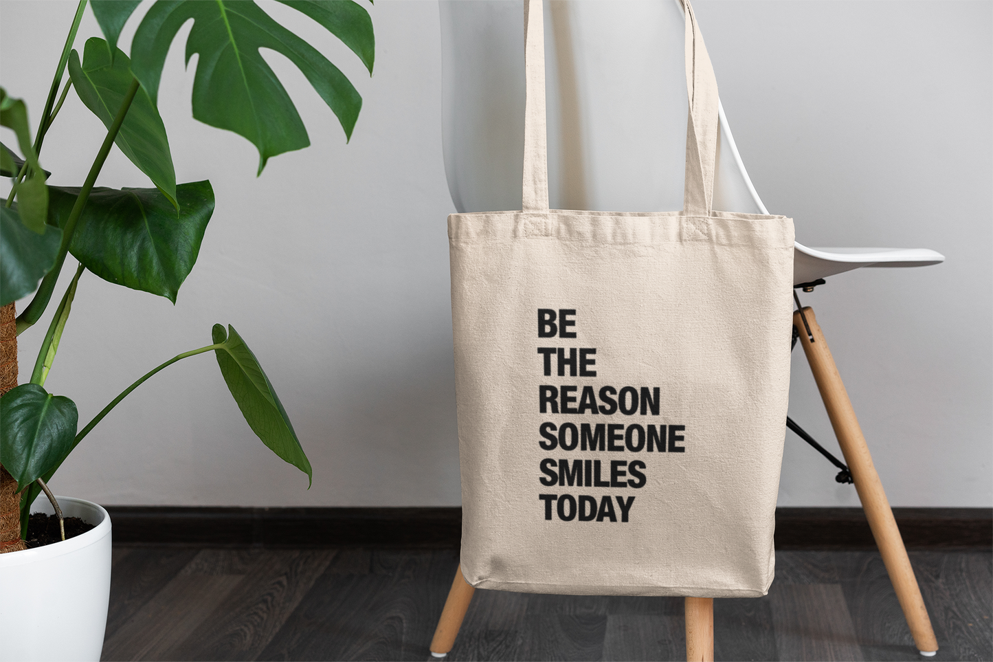 "Be the Reason Someone Smiles Today" Tote Bag – Uplifting Quote Design