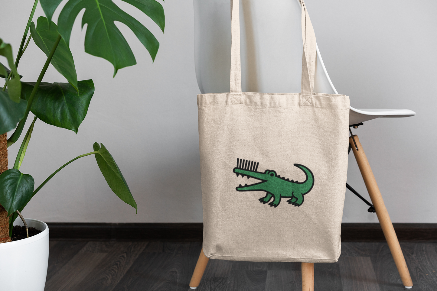 Comb-Croc Tote Bag – Funny Alligator with a Comb Nose Design