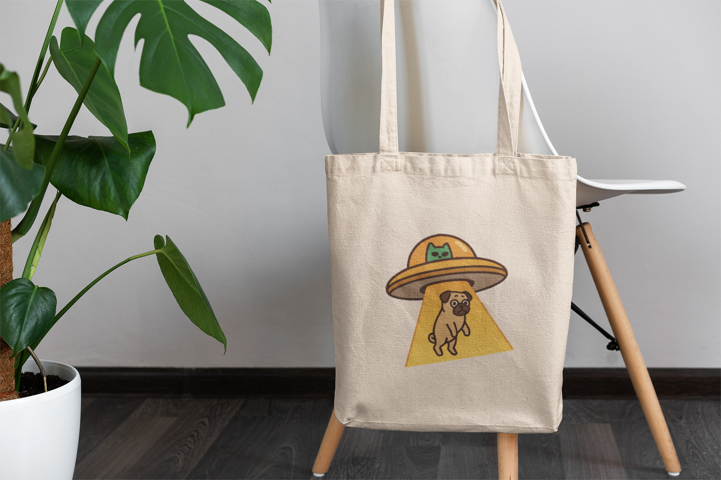 Alien Abduction Pug Tote Bag – Funny UFO Dog Illustration